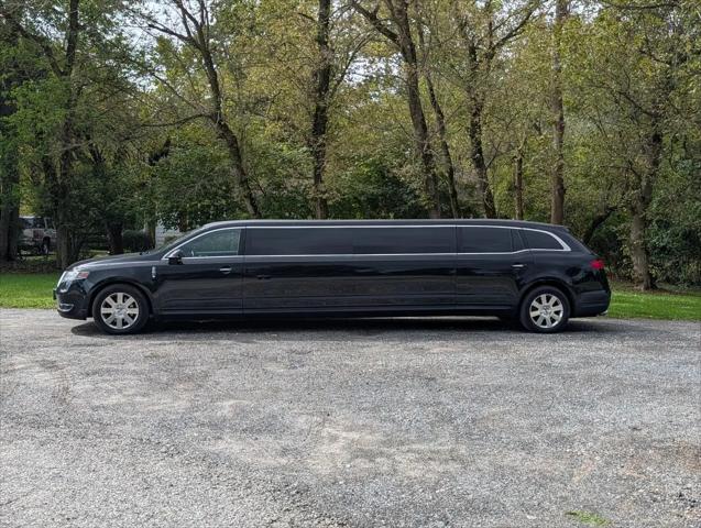 2015 Lincoln MKT Limo/Hearse