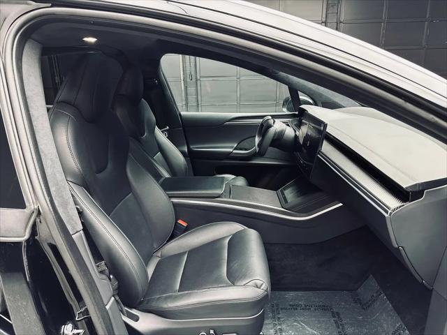 2022 Tesla Model X Plaid Tri Motor All-Wheel Drive