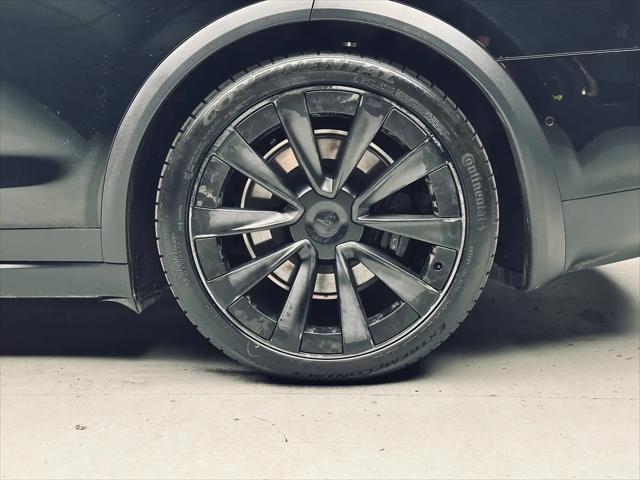 2022 Tesla Model X Plaid Tri Motor All-Wheel Drive