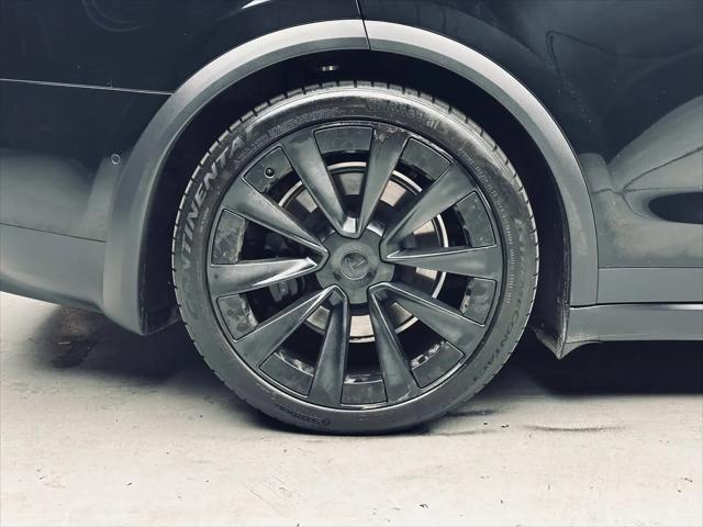 2022 Tesla Model X Plaid Tri Motor All-Wheel Drive