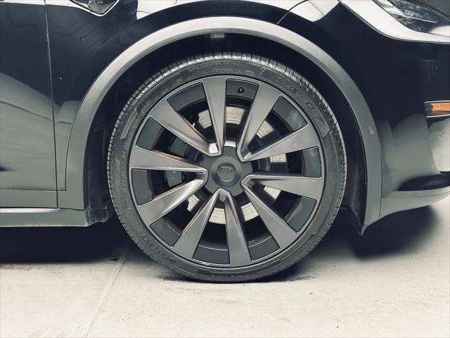 2022 Tesla Model X Plaid Tri Motor All-Wheel Drive