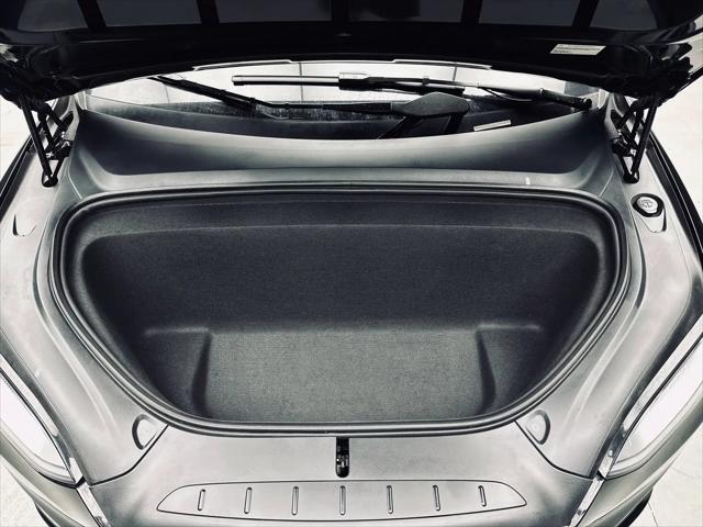 2022 Tesla Model X Plaid Tri Motor All-Wheel Drive
