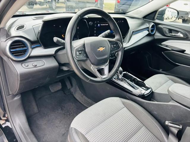 2025 Chevrolet Trax FWD LT
