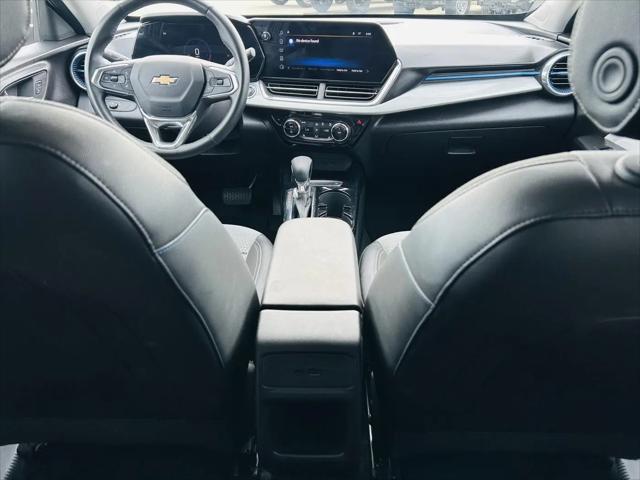 2025 Chevrolet Trax FWD LT