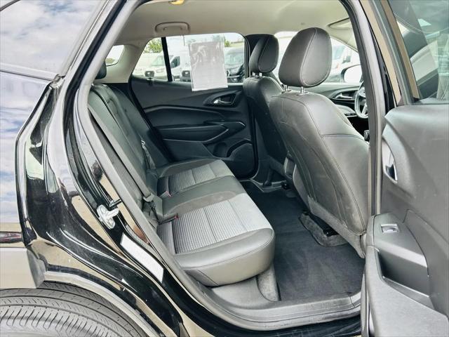 2025 Chevrolet Trax FWD LT