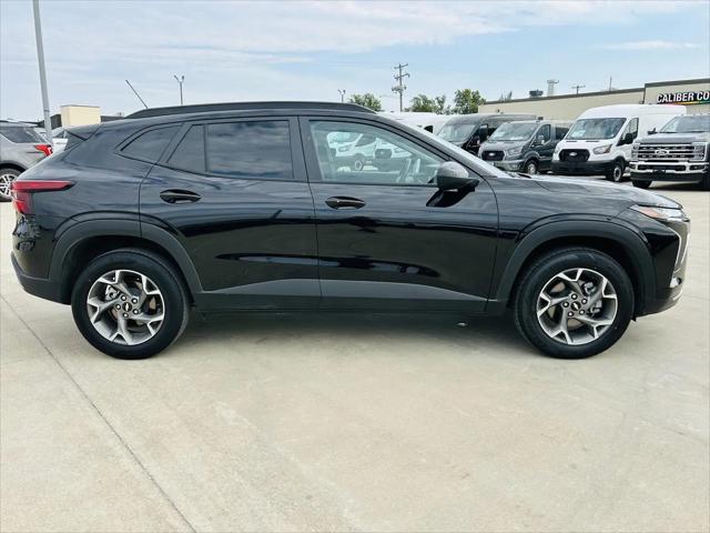 2025 Chevrolet Trax FWD LT