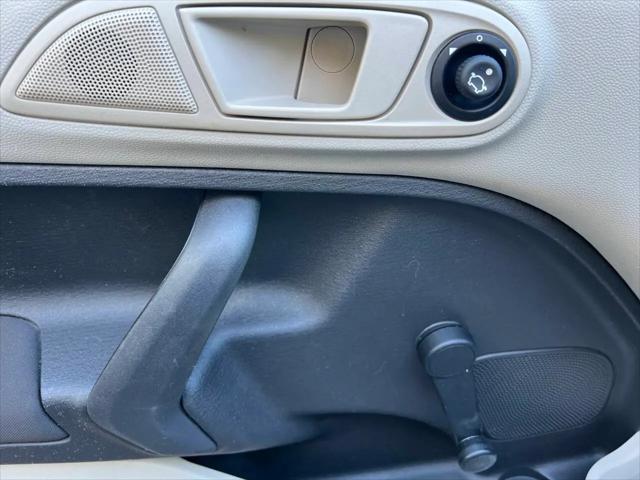 2012 Ford Fiesta S