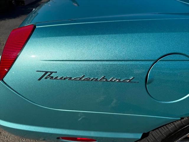 2002 Ford Thunderbird Deluxe