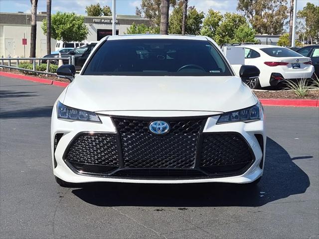 2022 Toyota Avalon XSE Nightshade Hybrid