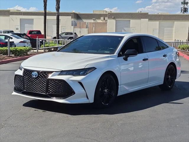 2022 Toyota Avalon XSE Nightshade Hybrid