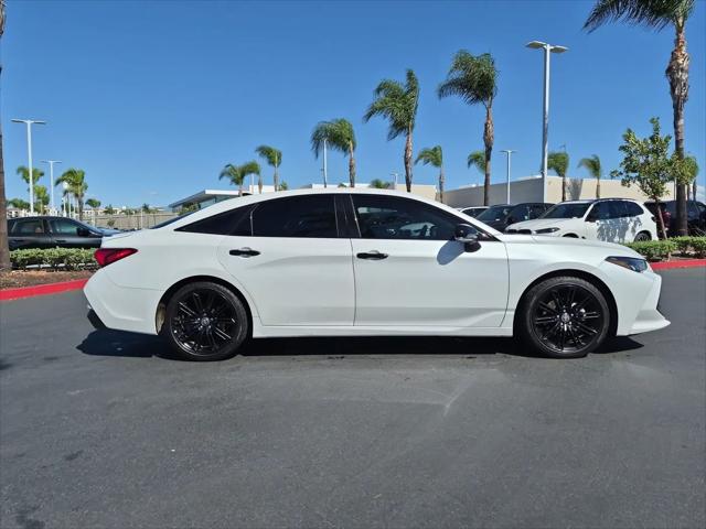 2022 Toyota Avalon XSE Nightshade Hybrid