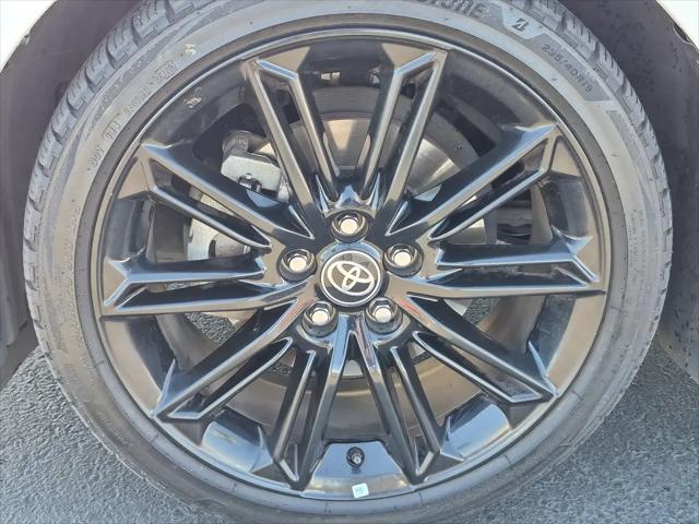 2022 Toyota Avalon XSE Nightshade Hybrid