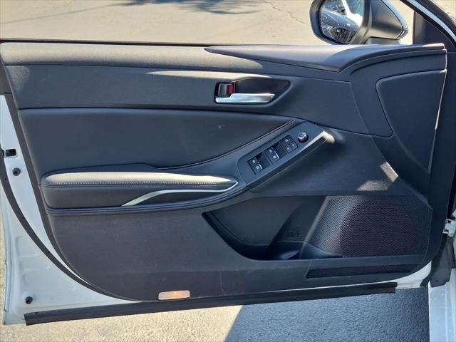2022 Toyota Avalon XSE Nightshade Hybrid