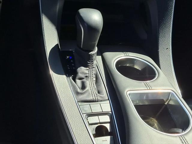 2022 Toyota Avalon XSE Nightshade Hybrid