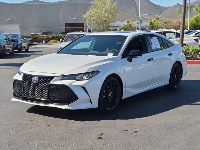 2022 Toyota Avalon XSE Nightshade Hybrid