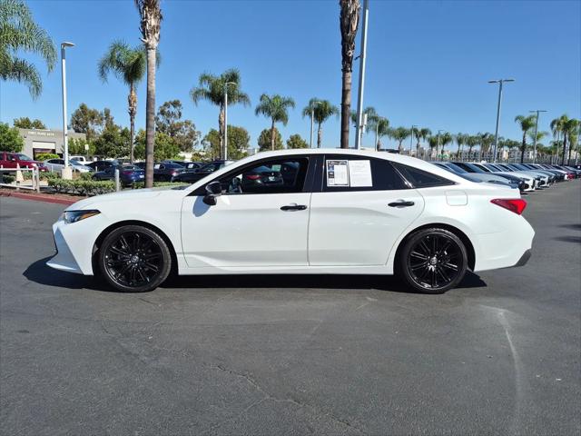 2022 Toyota Avalon XSE Nightshade Hybrid