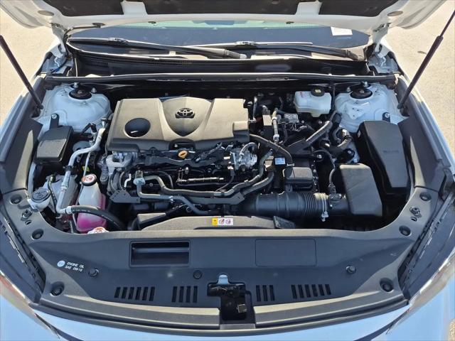 2022 Toyota Avalon XSE Nightshade Hybrid