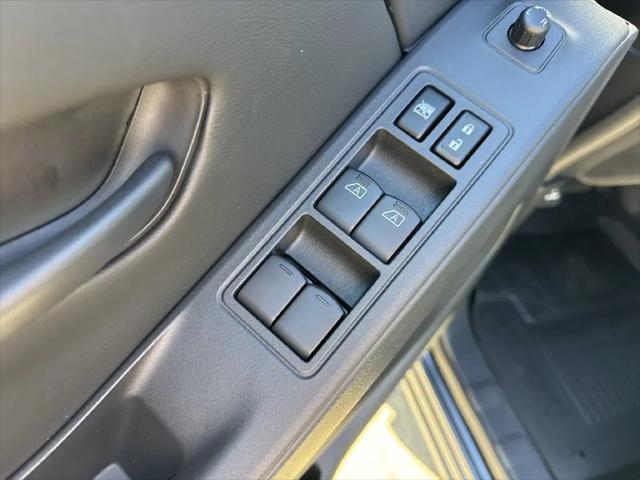 2027 Nissan Frontier SV