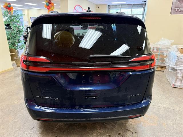2025 Chrysler Pacifica Limited