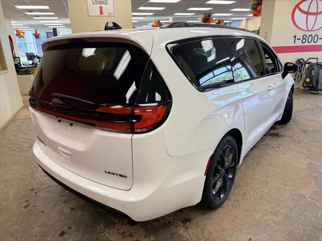 2025 Chrysler Pacifica Limited