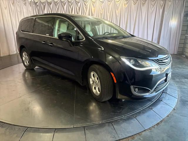 2018 Chrysler Pacifica Hybrid Touring Plus