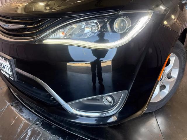 2018 Chrysler Pacifica Hybrid Touring Plus