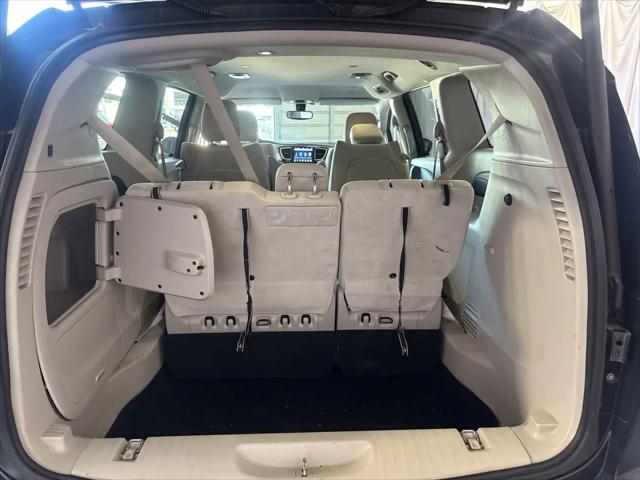 2018 Chrysler Pacifica Hybrid Touring Plus