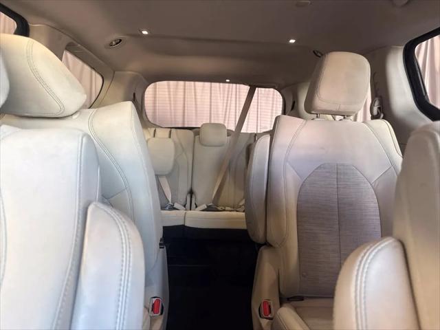 2018 Chrysler Pacifica Hybrid Touring Plus