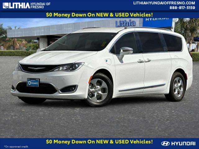 2018 Chrysler Pacifica Hybrid Limited for sale in Fresno, CA
