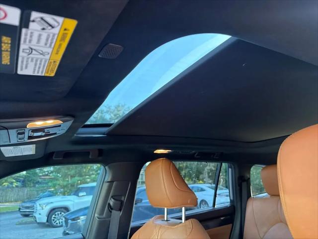 2021 Toyota Highlander Hybrid Platinum