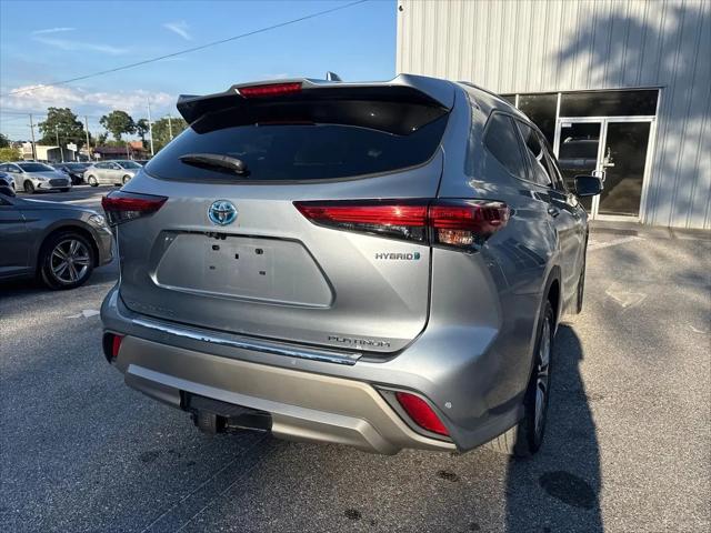 2021 Toyota Highlander Hybrid Platinum