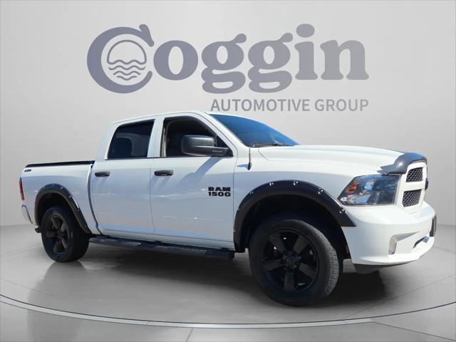 2017 Ram 1500 Express Crew Cab 4x4 57 Box