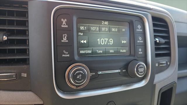 2017 Ram 1500 Express Crew Cab 4x4 57 Box