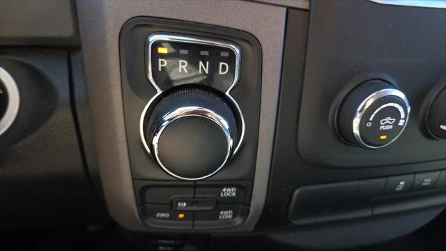 2017 Ram 1500 Express Crew Cab 4x4 57 Box