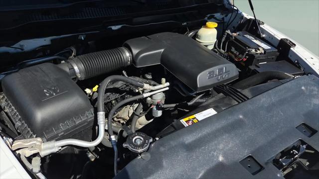 2017 Ram 1500 Express Crew Cab 4x4 57 Box