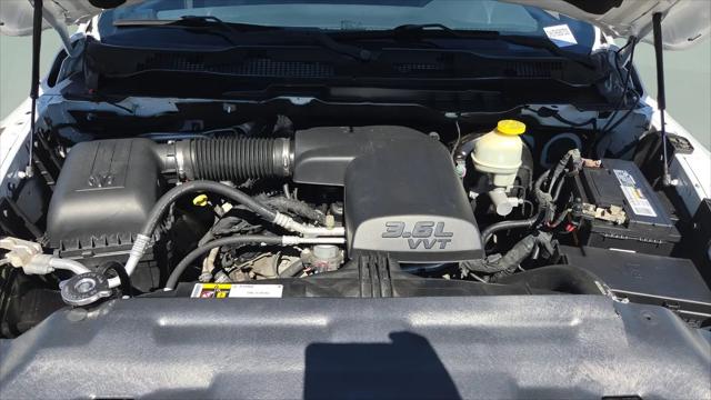 2017 Ram 1500 Express Crew Cab 4x4 57 Box