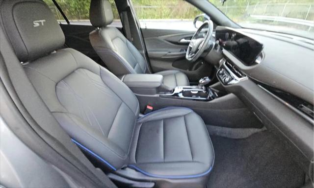 2024 Buick NV Sport Touring FWD