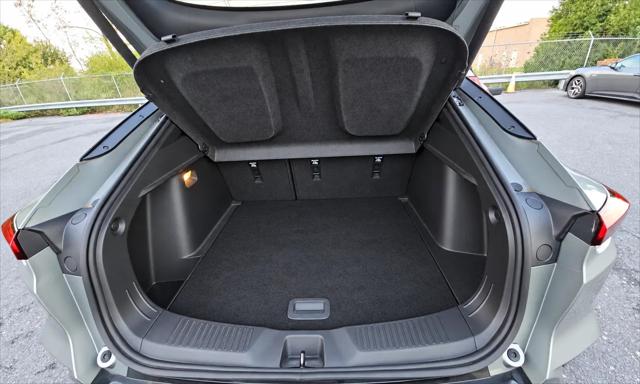2024 Buick NV Sport Touring FWD