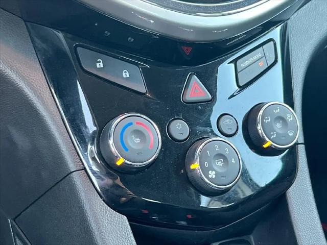 2020 Chevrolet Sonic FWD Hatchback LT 5-Door