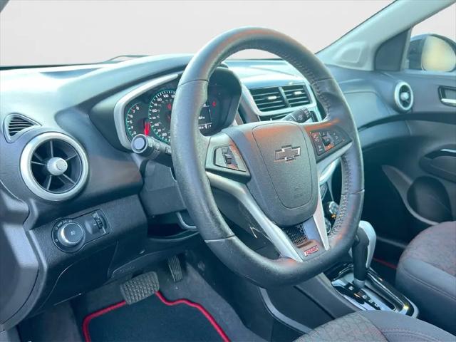 2020 Chevrolet Sonic FWD Hatchback LT 5-Door