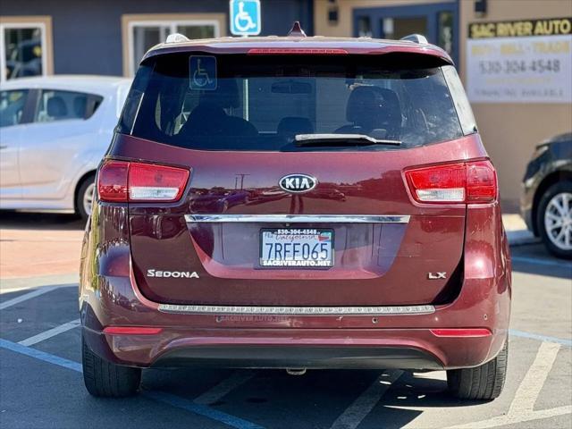 2016 Kia Sedona LX