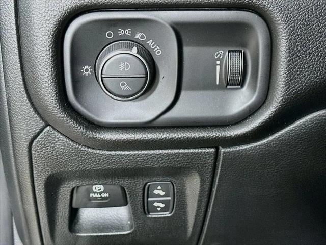 2023 Ram 1500 Big Horn Crew Cab 4x4 64 Box