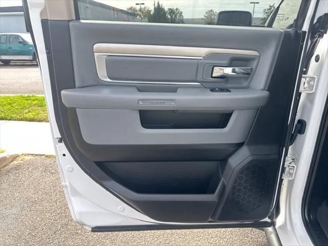 2019 Ram 1500 Classic SLT