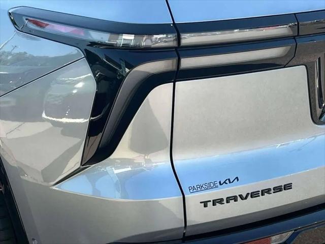 2024 Chevrolet Traverse FWD RS
