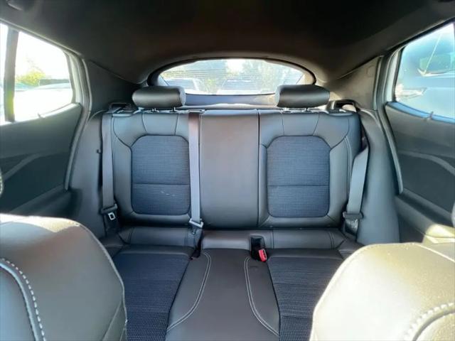 2025 Buick NV Preferred FWD