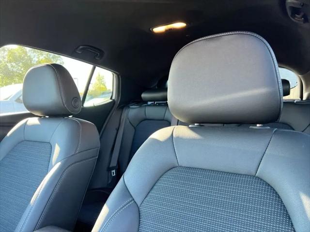 2025 Buick NV Preferred FWD