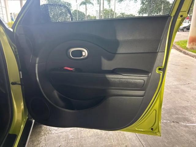 2014 Kia Soul +