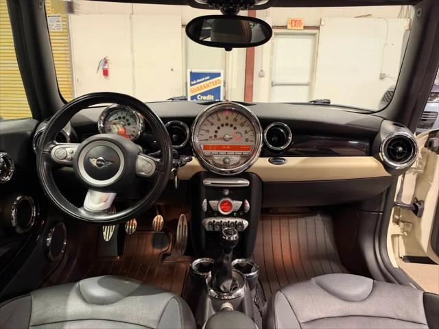 2009 MINI Cooper Clubman Cooper S