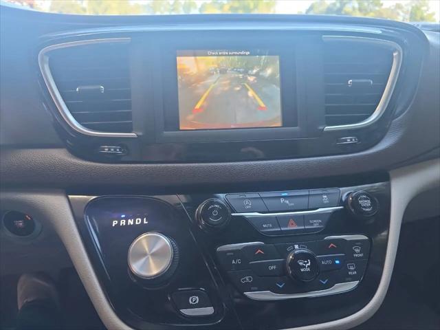 2020 Chrysler Pacifica Touring L