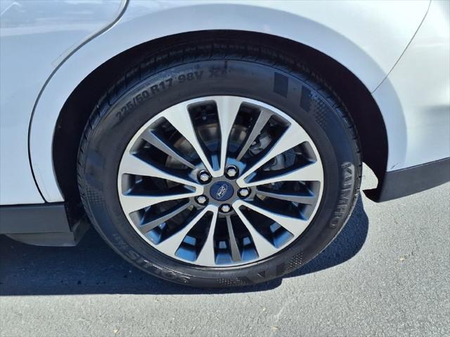 2017 Ford C-Max Hybrid Titanium